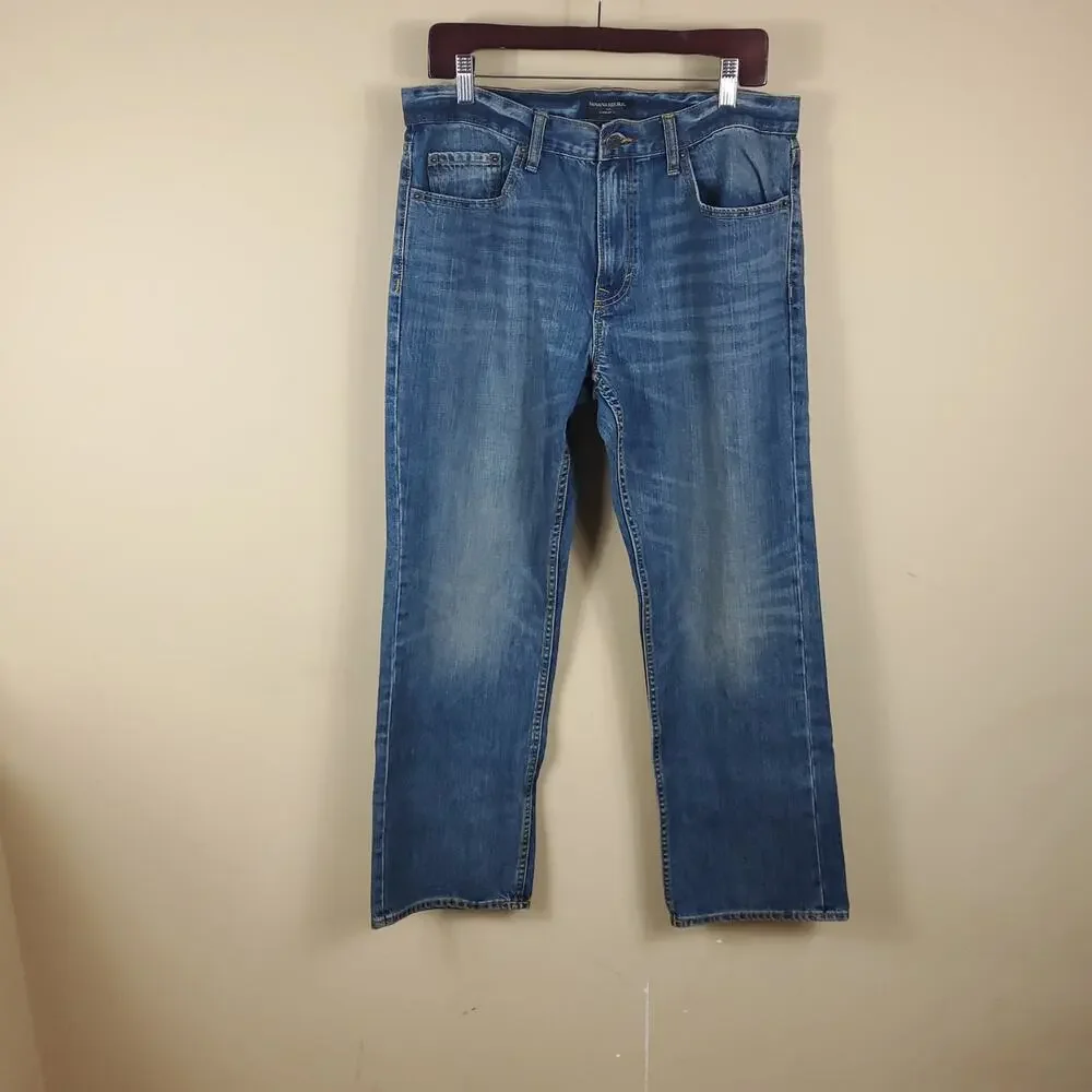 Banana Republic Medium Wash Straight Leg Jeans 33x30